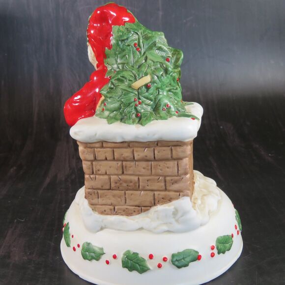 The Santa Claus Shoppe Enesco Santa In Chimney Porcelain Musical Figurine 1985 - Picture 8 of 16